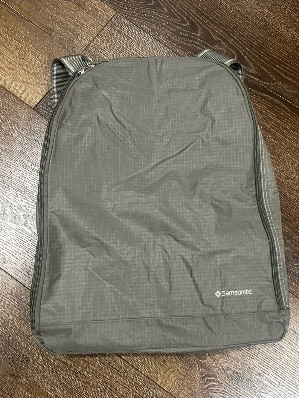 Samsonite Men's gray Backpack nylon with Subtle Logo